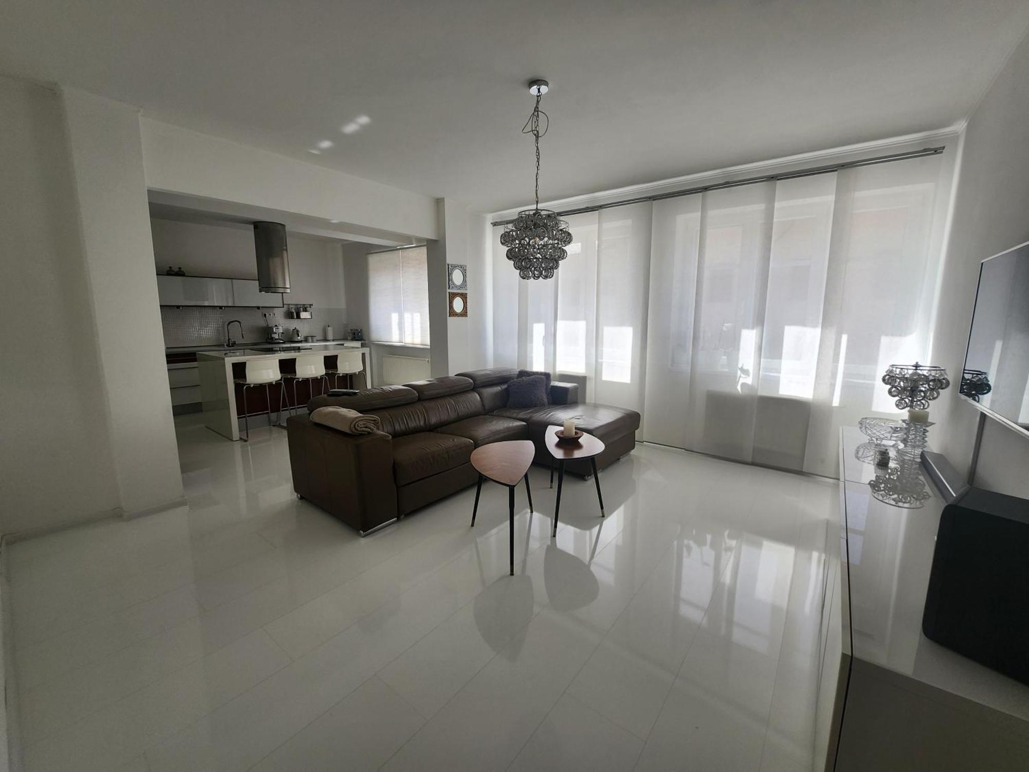 לוקט Apartman Julie מראה חיצוני תמונה